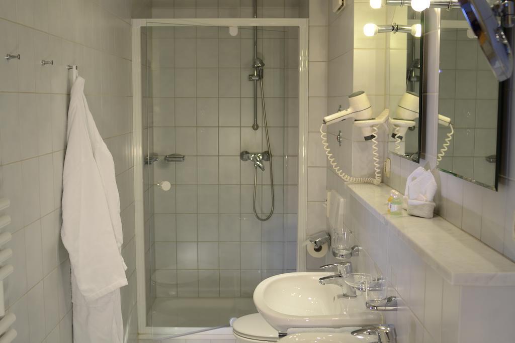 Hotel Am Ostpark Neubiberg Δωμάτιο φωτογραφία